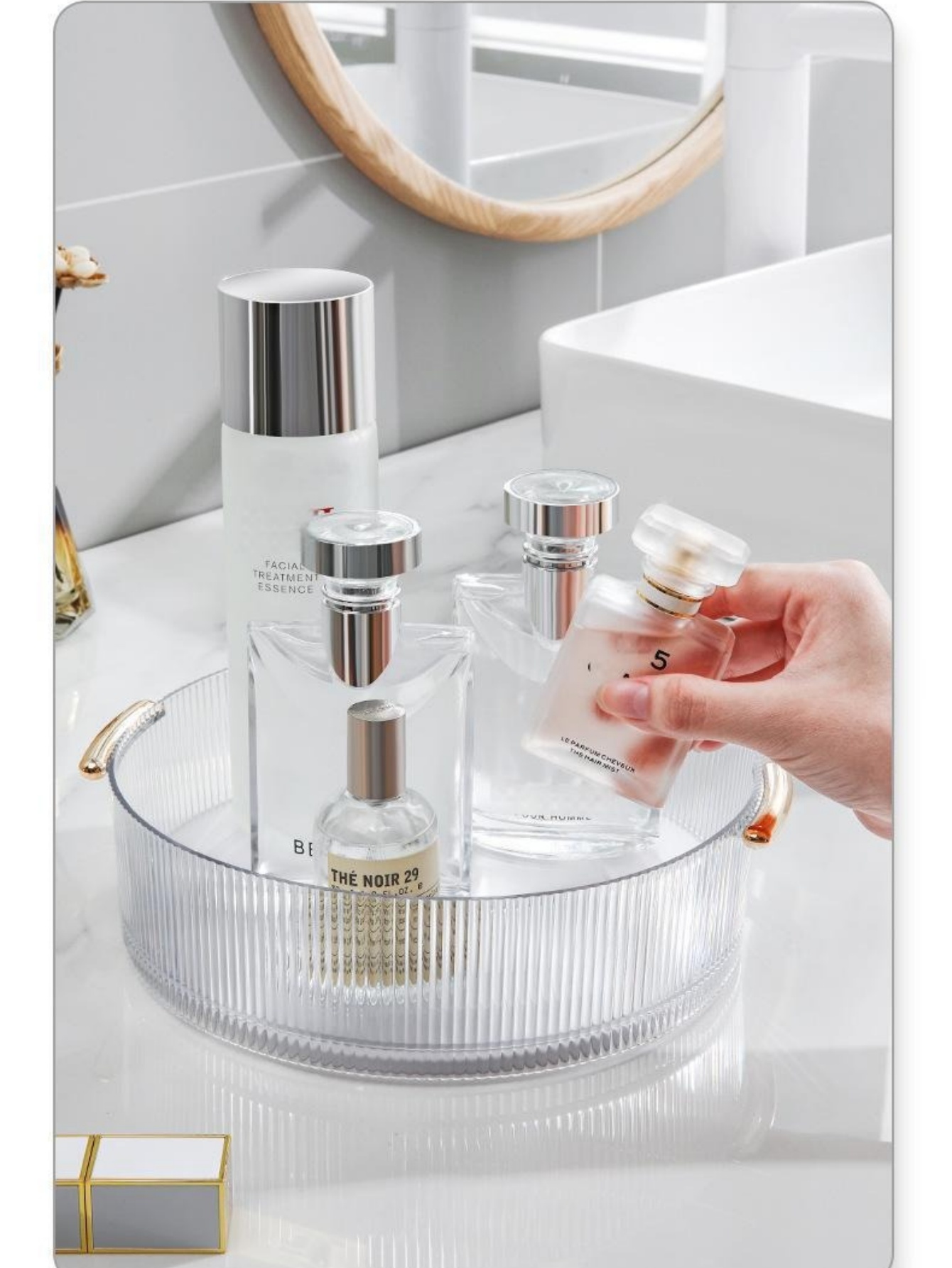ถาดเก็บเครื่องสำอางแบบโปร่งใสล - Luxury Skincare Gifts บทวิจารณ์และราคา
